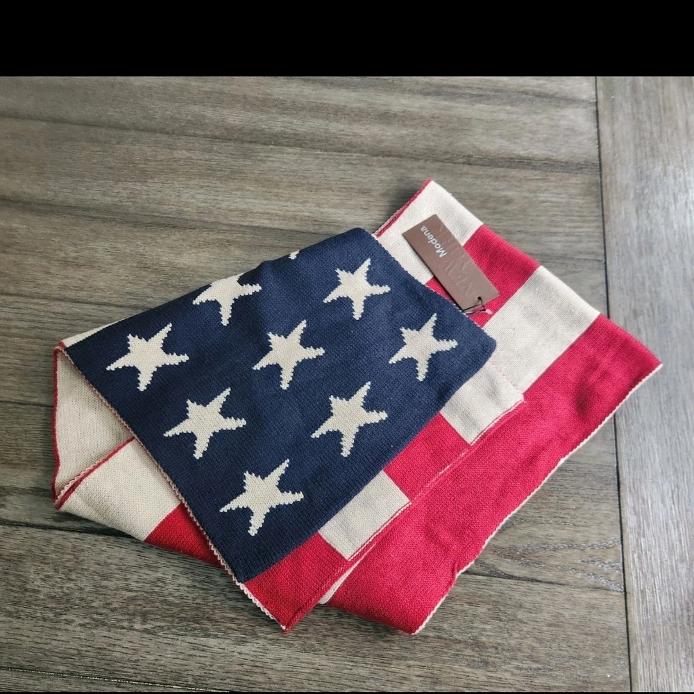 Modena New York Red Beige Blue Americana American Flag Scarf New